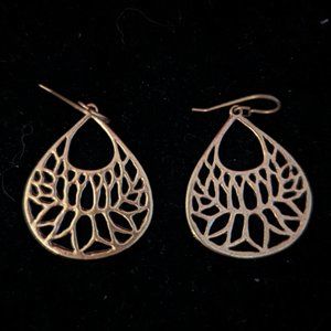 Gold filigree earrings